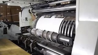 Fabricação de sacolas de papel Kraft personalizadas | Fábrica de sacos de papel com alça torcida e alça plana